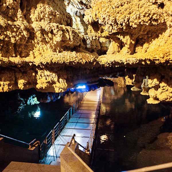 Alisadr Water Cave