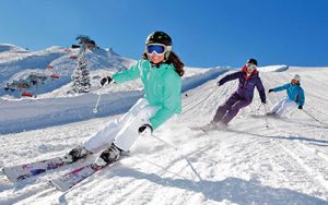 ski touring,skiing iran, dizin piste, back-country skiing,on piste ski